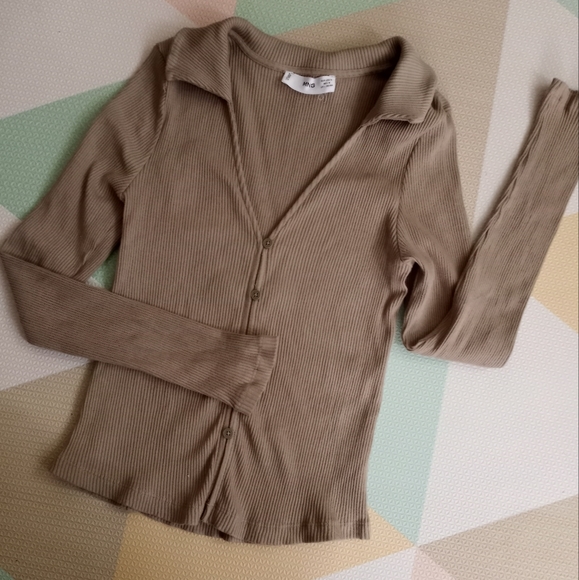 - MANGO COLLAR RIBBED TOP - Picture 3 of 9